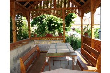 Rumānija Privát Horezu, Eksterjers